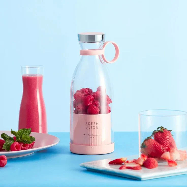 https://cdn.shopify.com/s/files/1/0921/7543/4097/files/MiniJuicersPortableElectricJuicerBlenderUsbFruitMixersFruitFoodMilkshakeMultifunctionJu_1800x1800_a75cb3e2-640e-431c-882b-837500142a66.webp?v=1748369184